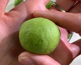A picture of step 6 of Pea-Shaped Steamed Buns(豆荚馒头）.