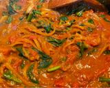 A picture of step 6 of Prawn and Spinach Balti Curry.