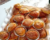 صورة لخطوة 3 من وصفة حلوة رائعة🤩 بالسميد معسلة🍯