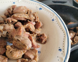 Foto del paso 2 de la receta: Mollejas en salsa de tomate