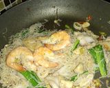 Foto langkah ke 2 dari resep Bihun Shirataki Goreng Pedas #ketopad.