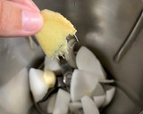 Foto del paso 1 de la receta: Pollo al curry en thermomix muy fácil