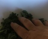 Foto del paso 1 de la receta: Ensalada de Col kale con guacamole