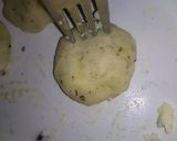 A picture of step 8 of Mini potato cheesy coins 🪙.
