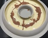 Foto del passaggio 7 della ricetta Ciambella Nuvoletta bicolore (sofficissima) ☁️🍋🍫