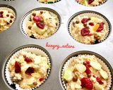 Foto langkah ke 3 dari resep Apple Raisin Oats Muffins 🍏.