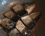 香煎鯖魚佐檸香蕃茄洋蔥醬的食譜步驟1照片