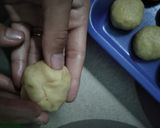 Foto langkah ke 3 dari resep Bolen Isi Pisang, Coklat dan Keju.