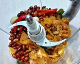Foto langkah ke 3 dari resep Bumbu pecel sayur.