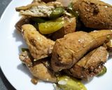 Foto langkah ke 3 dari resep Tumis Tahu Pong Tauco Cabai Hijau.