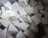 Hình bước làm 1 của món Canh khoai môn nấu sườn