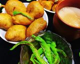गिलकी आलू पकौड़े (gilki aloo pakode recipe in hindi) रेसिपी चरण 4 फोटो