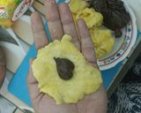 Foto langkah ke 2 dari resep Tape Isi Coklat Sembunyi.