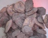 Foto langkah ke 4 dari resep Keripik pisang coklat.