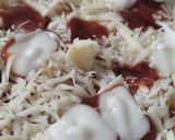 Foto langkah ke 8 dari resep Pizza Roti Tawar Gandum.