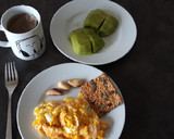 Foto del paso 2 de la receta Desayunos completos con huevos! 🍳🍳
