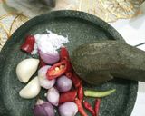 Foto langkah ke 2 dari resep Udang pedas manis.