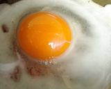 Foto langkah ke 2 dari resep Gyeran Bap a. k. a Korean Egg Rice.