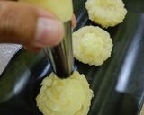 Foto langkah ke 5 dari resep Pie Gethuk Lindri with Vla Buah.