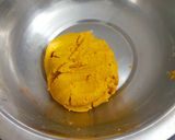 A picture of step 1 of Soya Flour Ribbon.