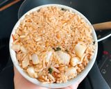 Hình bước làm 3 của món Cơm Chiên Cà Chua & Cồi Sò Điệp