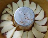 Foto del paso 3 de la receta: Torta invertida de manzana 🍎!