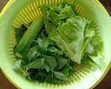 Hình bước làm 3 của món Bún chả giò