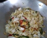 Foto langkah ke 3 dari resep Tumis sawi putih +telur.