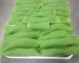 Foto langkah ke 4 dari resep Es pisang ijo ala medelin first.