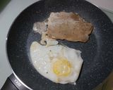 花生醬起司肉排蛋吐司的食譜步驟1照片