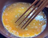 Foto del passaggio 6 della ricetta Riso con sbriciolata di gamberetti e uovo