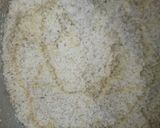 A picture of step 1 of Dambun shinkafa in pot.