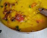 कुकर में बनी अरहर दाल (cooker main bani arhar dal recipe in Hindi) रेसिपी चरण 2 फोटो