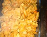 A picture of step 6 of Pasta tomato sauce in chicken.