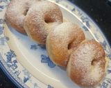 Foto langkah ke 7 dari resep Donat Maizena.