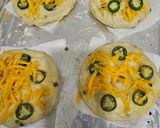 Gambar langkah 8 resipi Cheddar and Jalapeño Bagels.