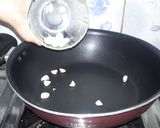 A picture of step 2 of Anjeer (figs),amla and almonds murabba.