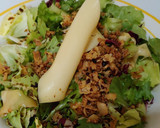 Foto del paso 5 de la receta: Ensalada tibia amb, Gouda, champinyons, bacon i cruient de cebolla