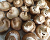 Foto del paso 1 de la receta: Parrillada de setas Portobelo y Shitake