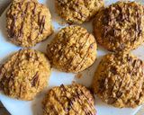 Foto del paso 8 de la receta Galletas de avena con manzana, canela y chocolate negro
