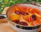 Hình bước làm 2 của món Đu đủ tiềm đông trùng hạ thảo