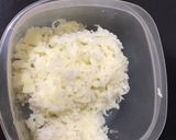 A picture of step 4 of Cheesy keema stuffed hash brown.