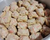 Foto langkah ke 4 dari resep 57. Judul : Tahu Isi Bakso.
