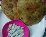 A picture of step 3 of Bathua aloo kachori.