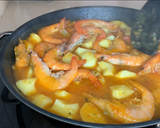 Foto del paso 5 de la receta: Patatas con langostinos