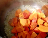 Foto del paso 3 de la receta: Crema de calabaza sin lactosa con chorizo