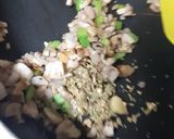 A picture of step 4 of Baked stuffed mushroom.