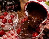 Foto langkah ke 4 dari resep Strawberry Cokelat Siram Viral (Chocoberry).