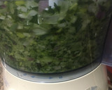 Foto del paso 2 de la receta: SALSA VERDE MUY CREMOSA💚💚(para acompañar todo tipo de pastas)