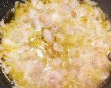 Foto del paso 2 de la receta: Gambas al ajillo con huevos fritos